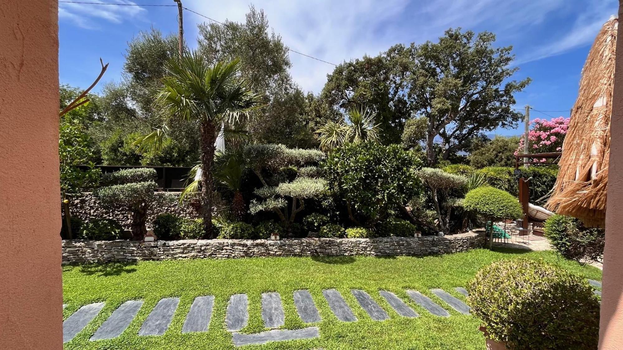 Chez Virginie Bed & Breakfast Porto-Vecchio  Exterior photo